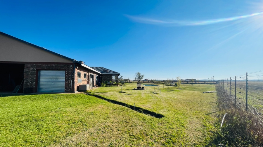 4 Bedroom Property for Sale in Grimbeeck Park North West